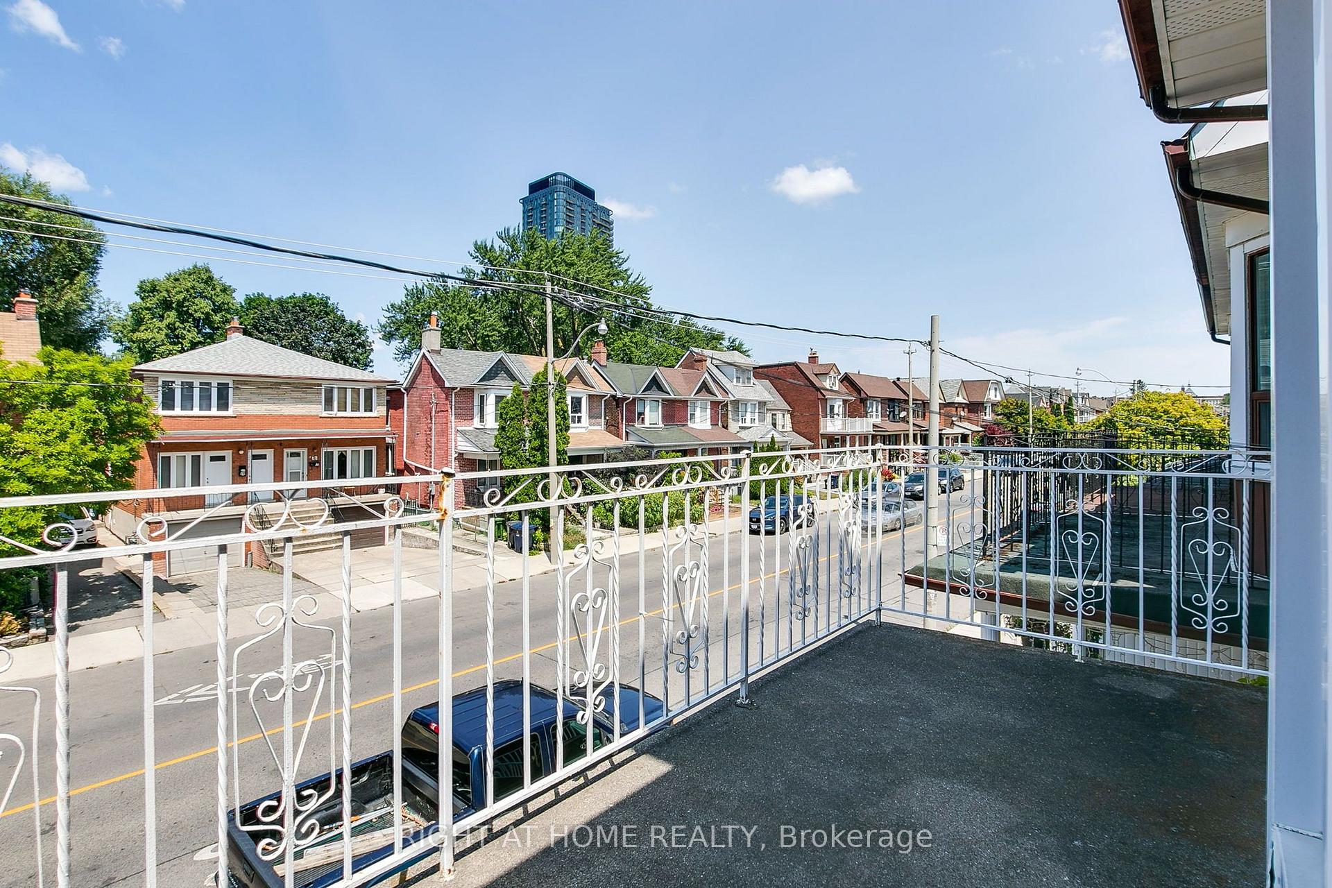Photo 32 of Unit (Main & Upper), 77 Lappin Avenue, Toronto, Dovercourt-Wallace Emerson-Junction — HOMEH