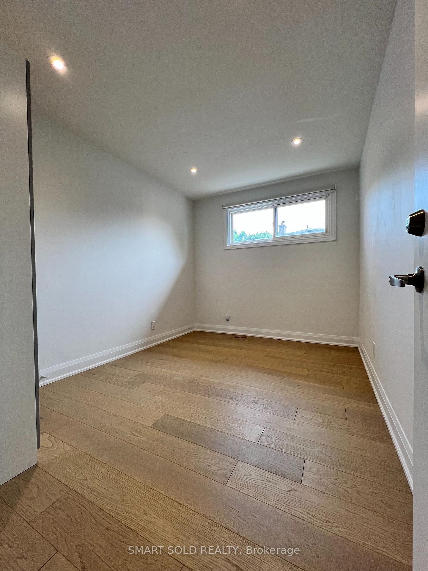 Photo 14 of 219 Beechy Drive, Richmond Hill, Crosby — HOMEH