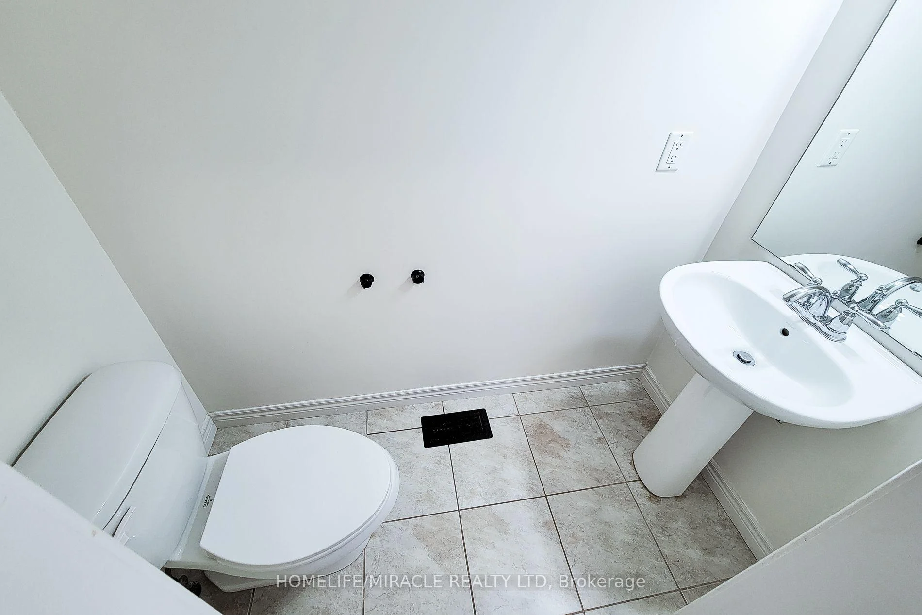 Photo 33 of Unit #50, 6 Chestnut Drive, Grimsby, Grimsby West — HOMEH
