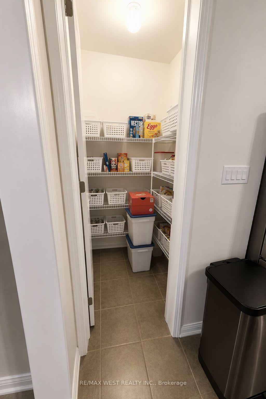 Photo 7 of 296 Ruhl Drive, Milton, Willmott — HOMEH
