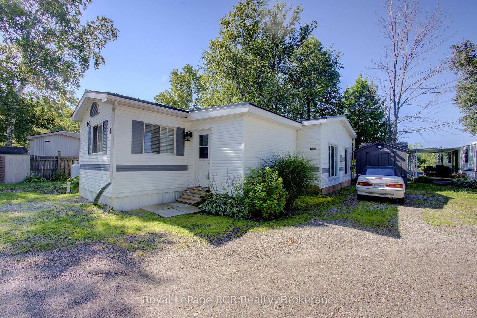 Photo 2 of Unit 3 Maple St, 79681 Bluewater Highway 21, Central Huron, Goderich — HOMEH
