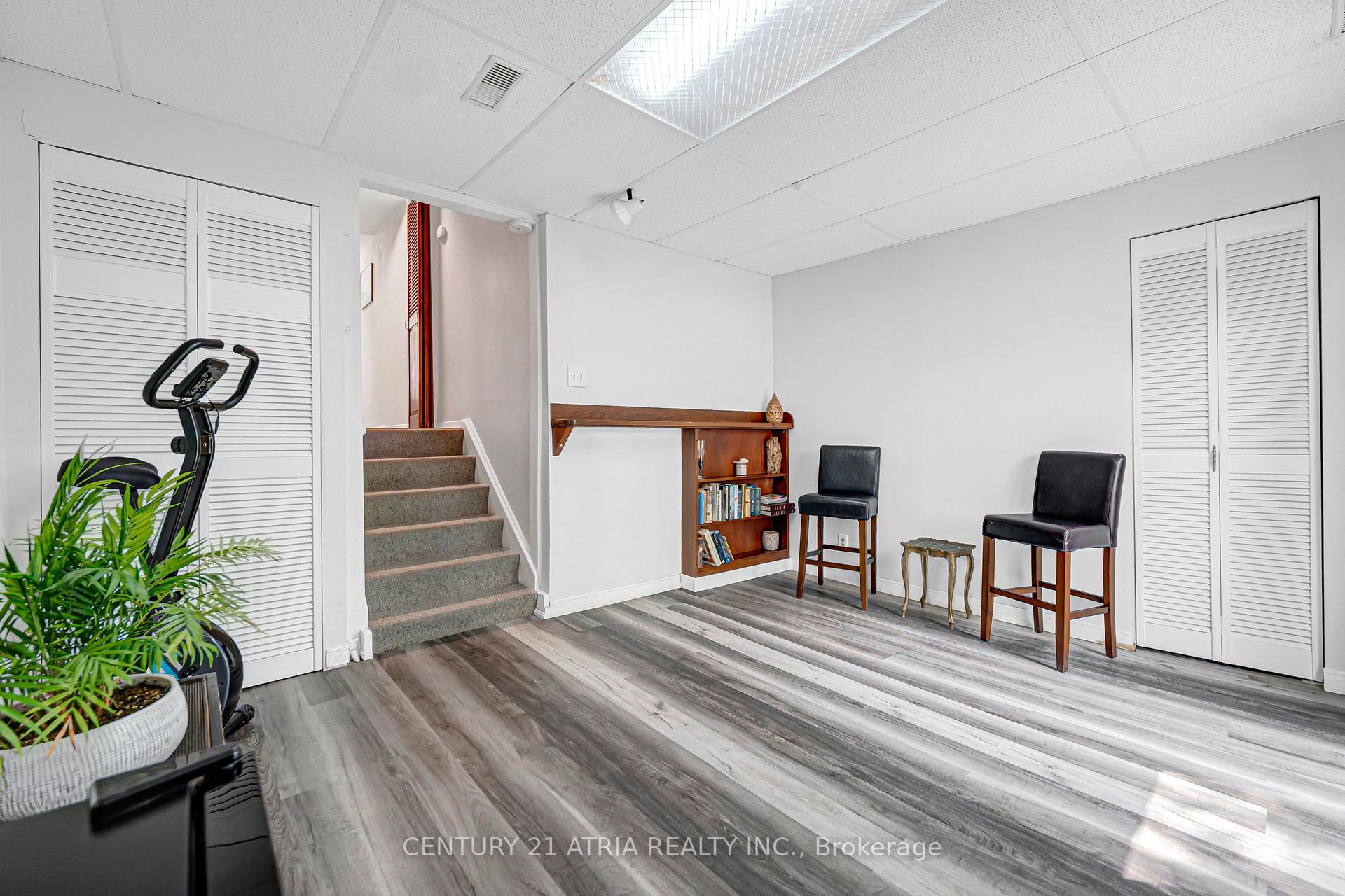 Photo 7 of 18 Thatchers Mill Way, Markham, Bullock — HOMEH