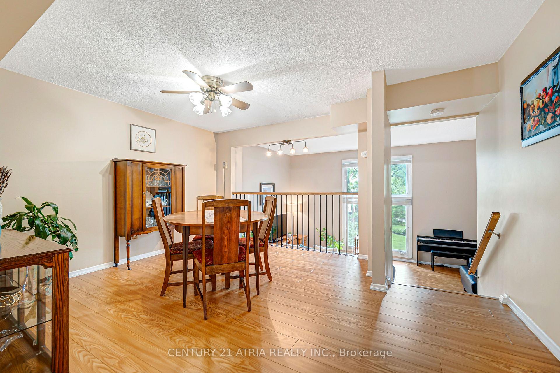 Photo 12 of 18 Thatchers Mill Way, Markham, Bullock — HOMEH