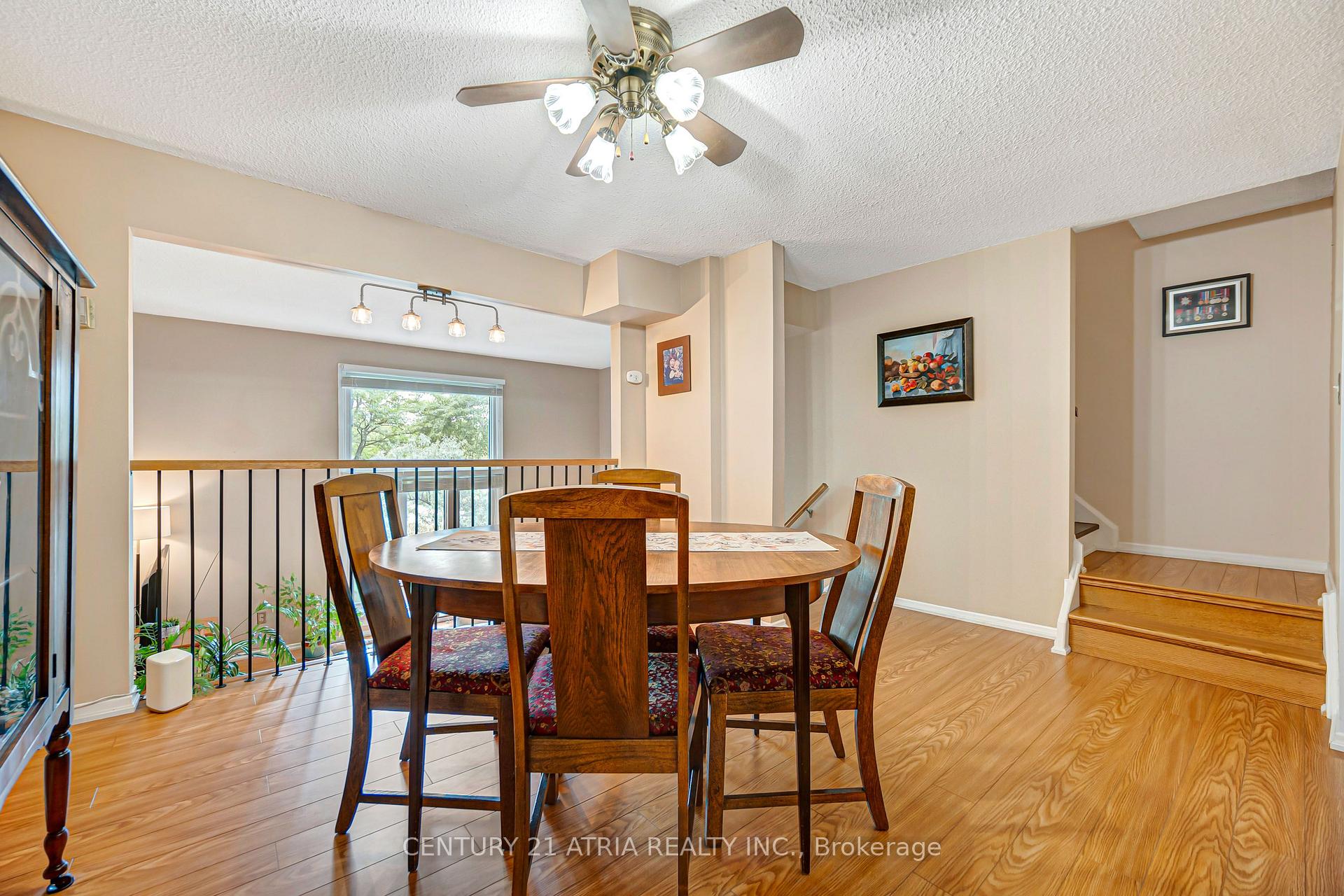 Photo 13 of 18 Thatchers Mill Way, Markham, Bullock — HOMEH