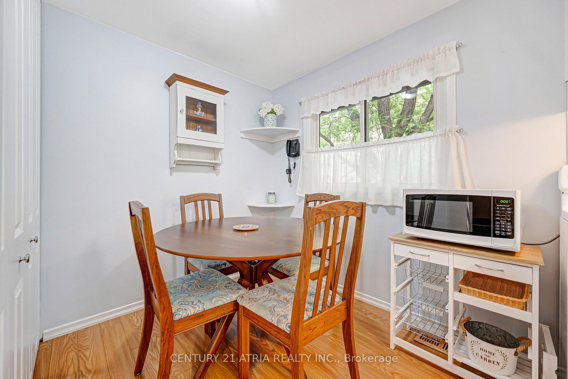 Photo 14 of 18 Thatchers Mill Way, Markham, Bullock — HOMEH