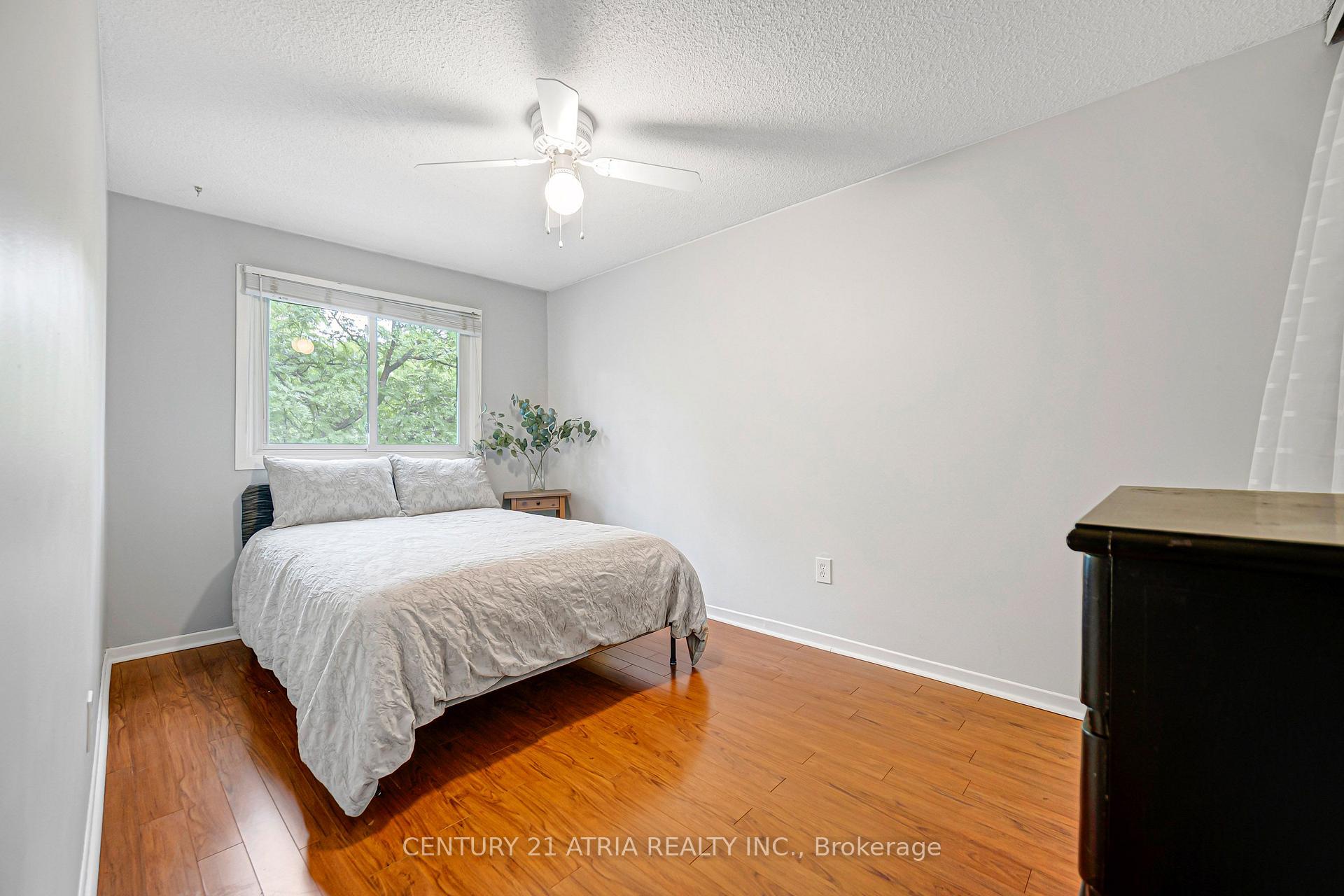 Photo 19 of 18 Thatchers Mill Way, Markham, Bullock — HOMEH