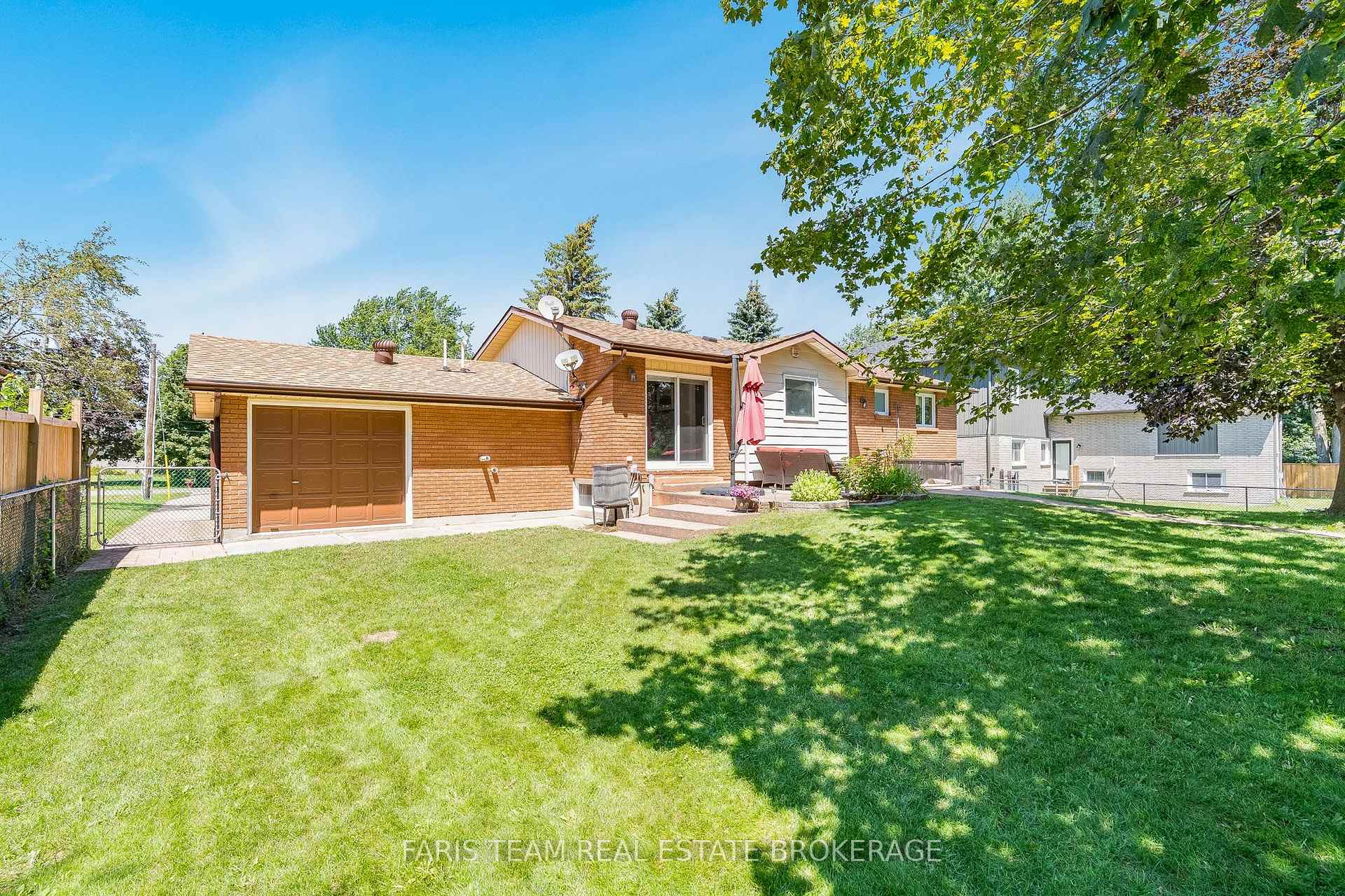 Photo 32 of 1041 Lebanon Drive, Innisfil, Alcona — HOMEH