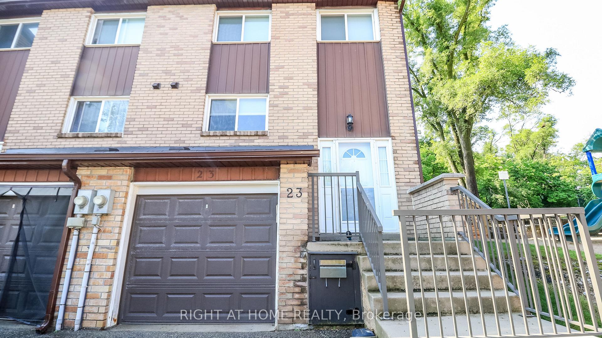 Photo 27 of Unit 23, 52 Adelaide Street, Barrie, Allandale — HOMEH