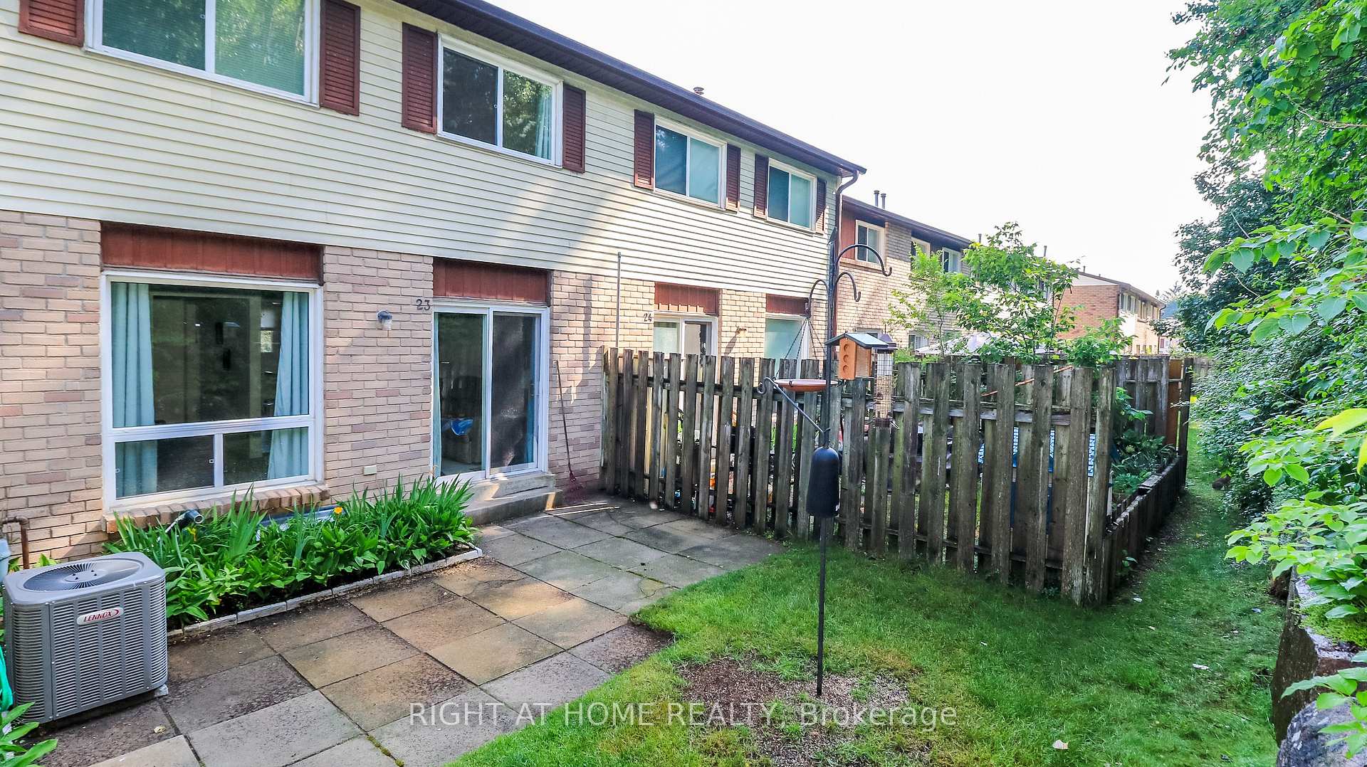 Photo 34 of Unit 23, 52 Adelaide Street, Barrie, Allandale — HOMEH