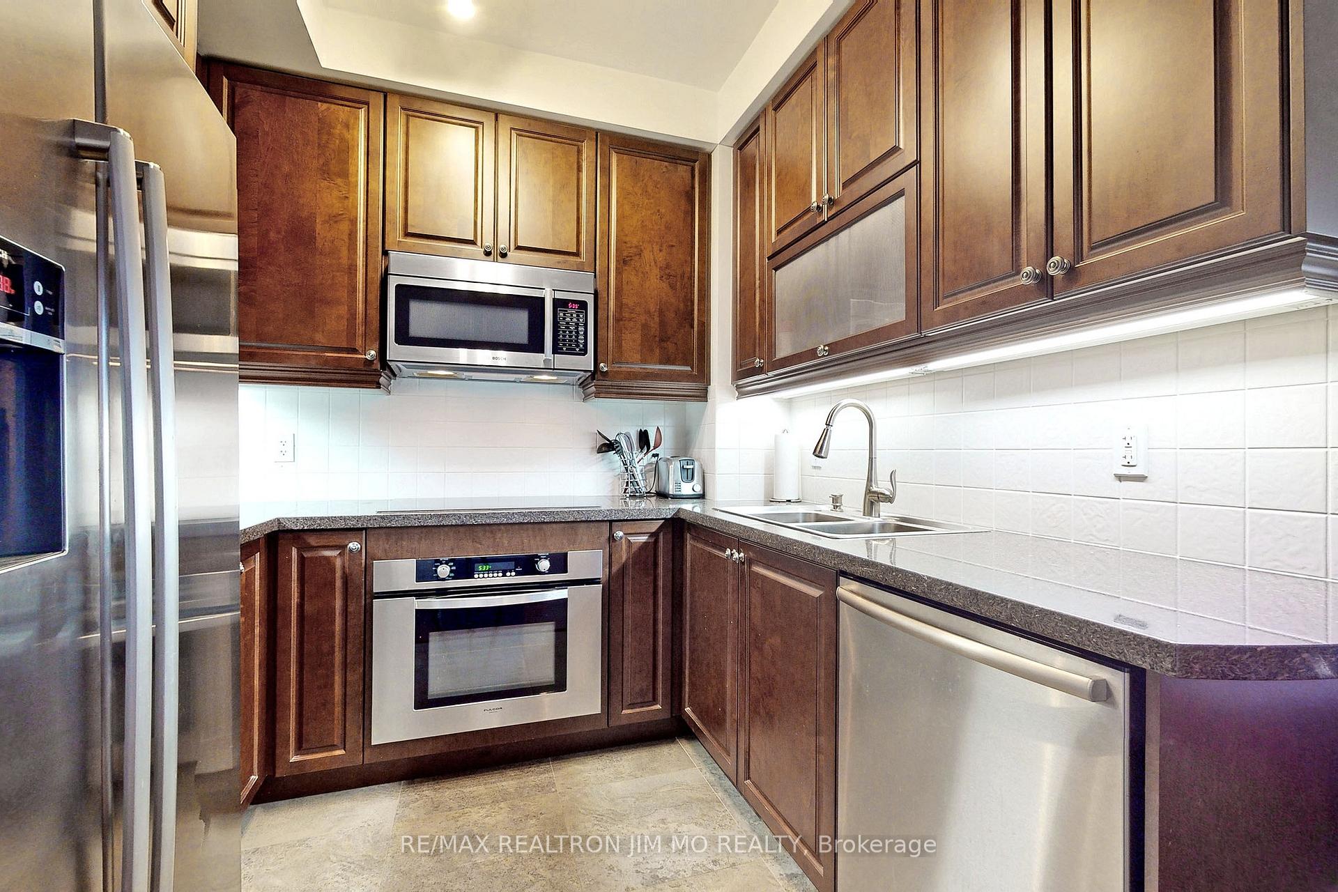 Photo 8 of Unit 1602, 35 Balmuto Street, Toronto, Bay Street Corridor — HOMEH