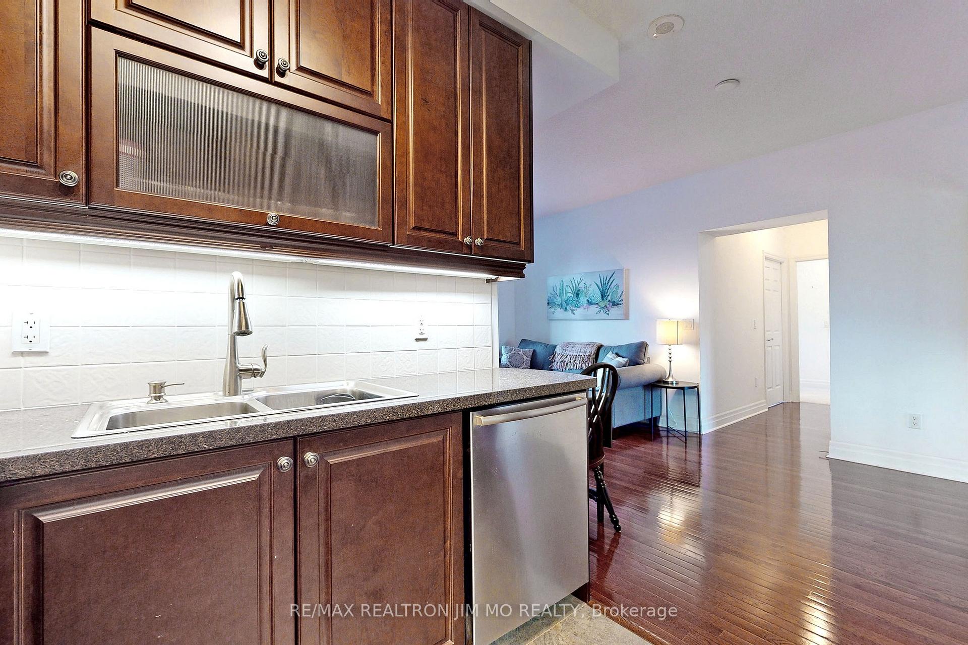 Photo 11 of Unit 1602, 35 Balmuto Street, Toronto, Bay Street Corridor — HOMEH