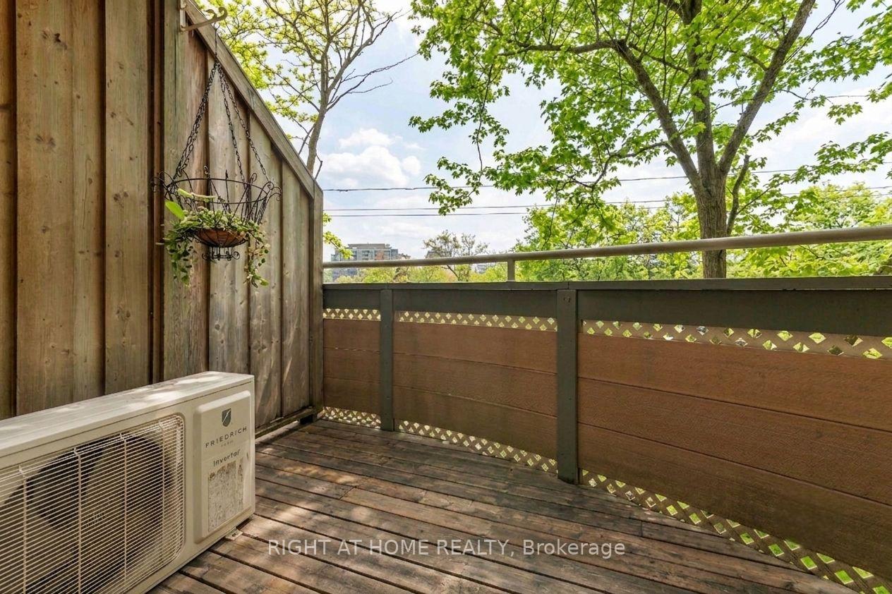 Photo 24 of Unit 6, 2 Columbus Avenue, Ottawa, Overbrook — HOMEH