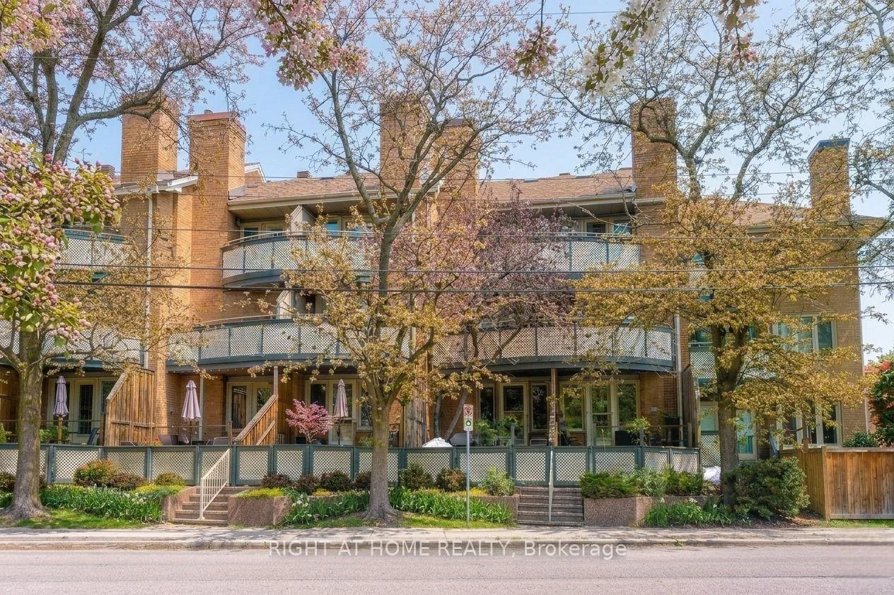 Photo 2 of Unit 6, 2 Columbus Avenue, Ottawa, Overbrook — HOMEH