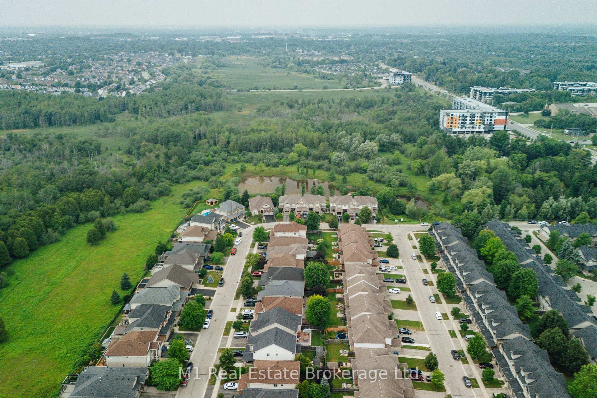 Photo 12 of 82 Vaughan Street, Guelph, Clairfields/Hanlon Business Park — HOMEH
