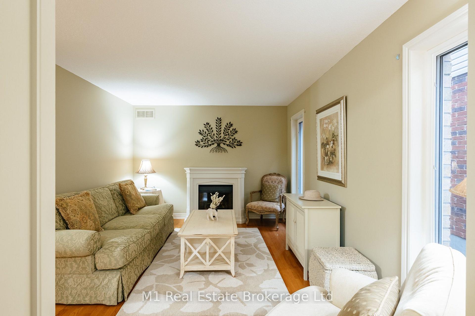 Photo 13 of 82 Vaughan Street, Guelph, Clairfields/Hanlon Business Park — HOMEH