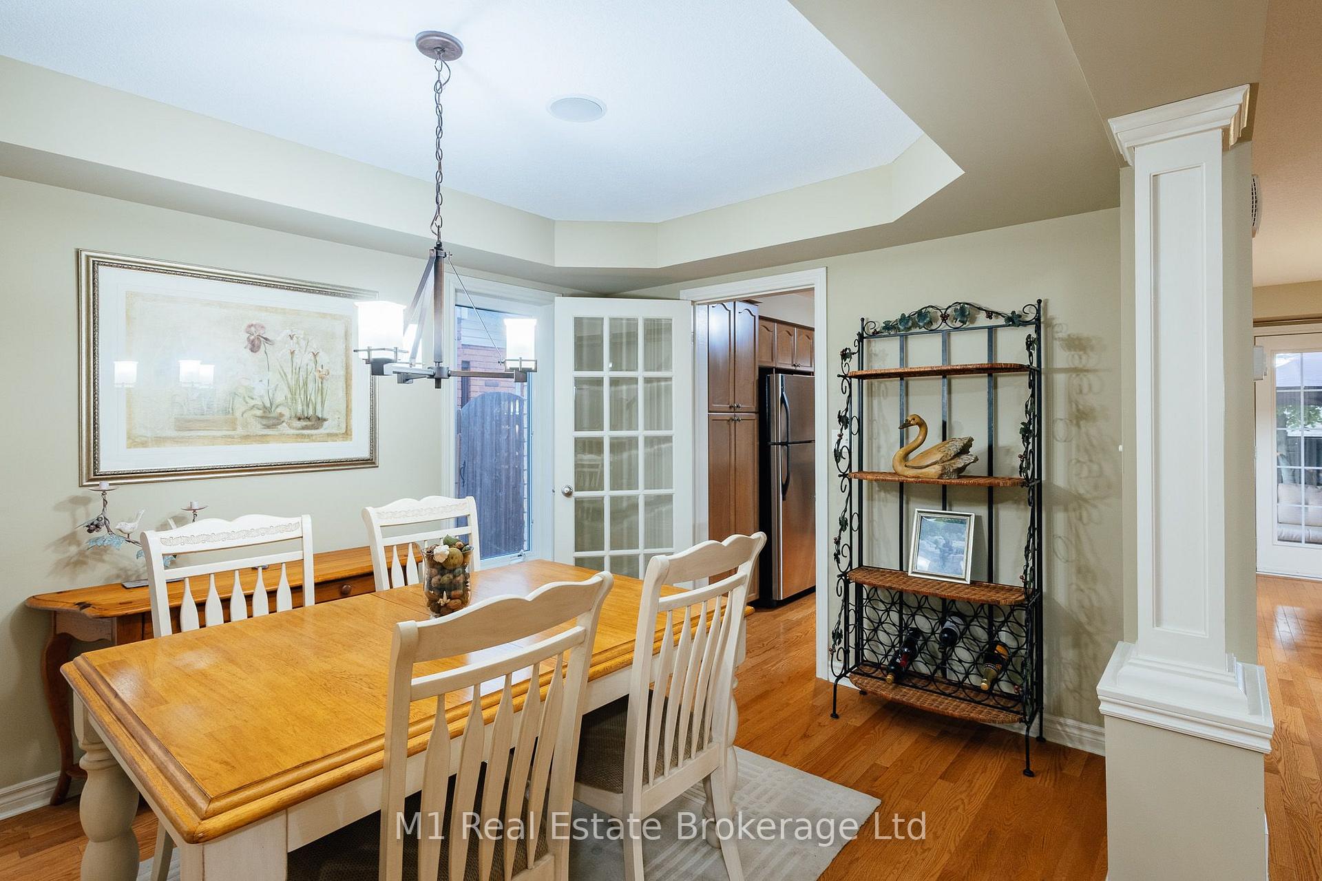 Photo 18 of 82 Vaughan Street, Guelph, Clairfields/Hanlon Business Park — HOMEH