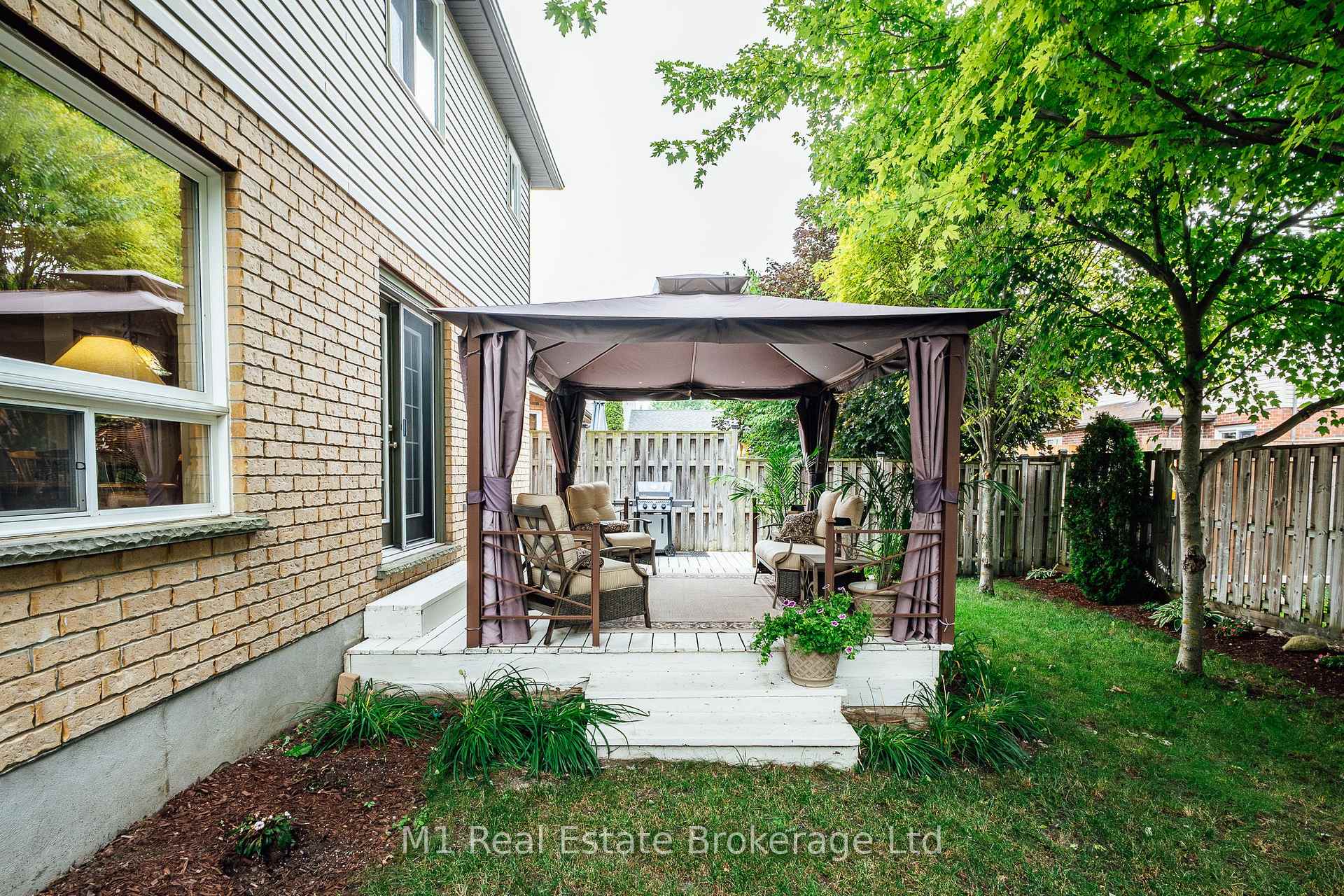 Photo 49 of 82 Vaughan Street, Guelph, Clairfields/Hanlon Business Park — HOMEH