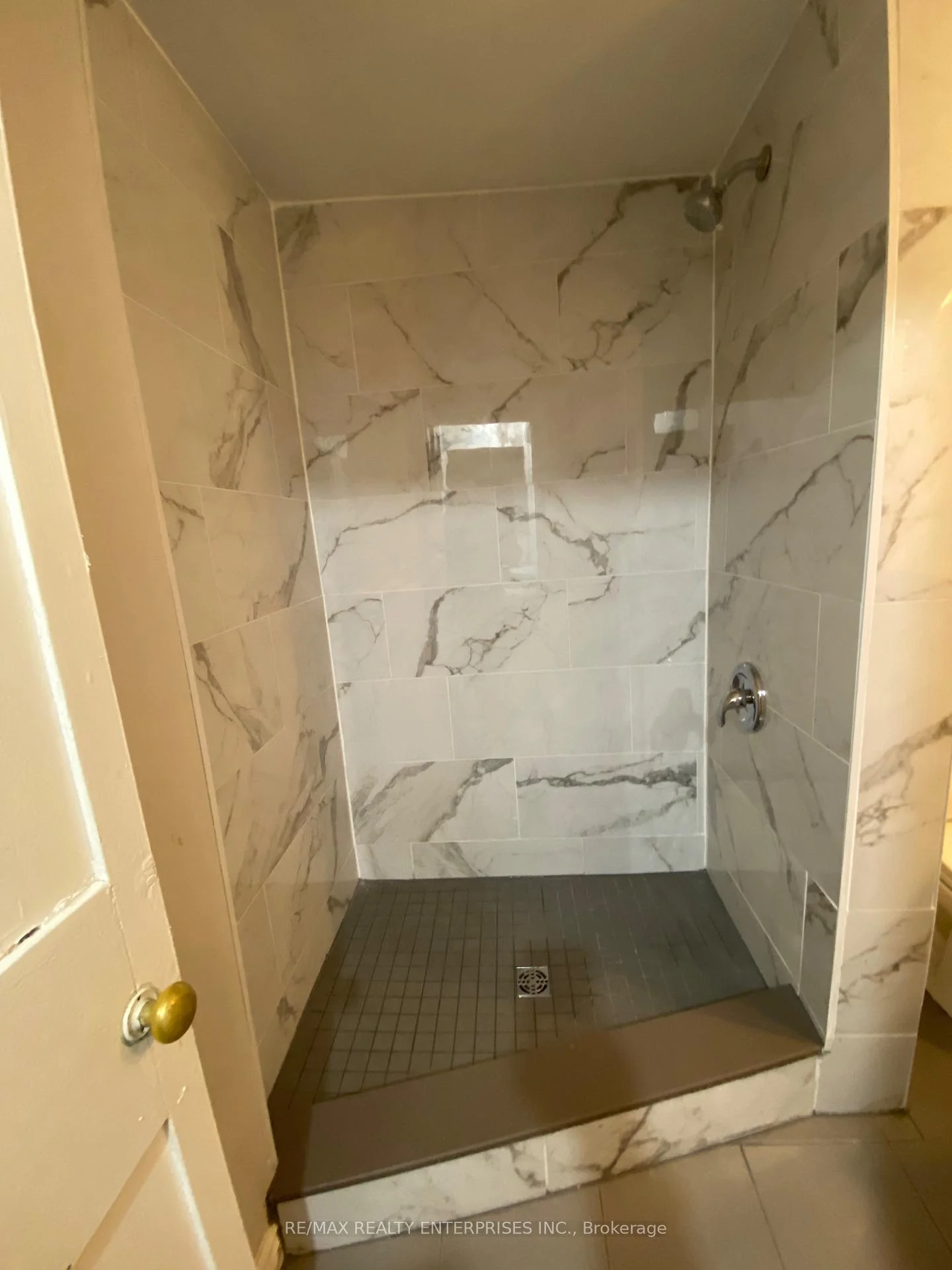 Photo 22 of Unit 5, 156 James Street S, Hamilton, Durand — HOMEH
