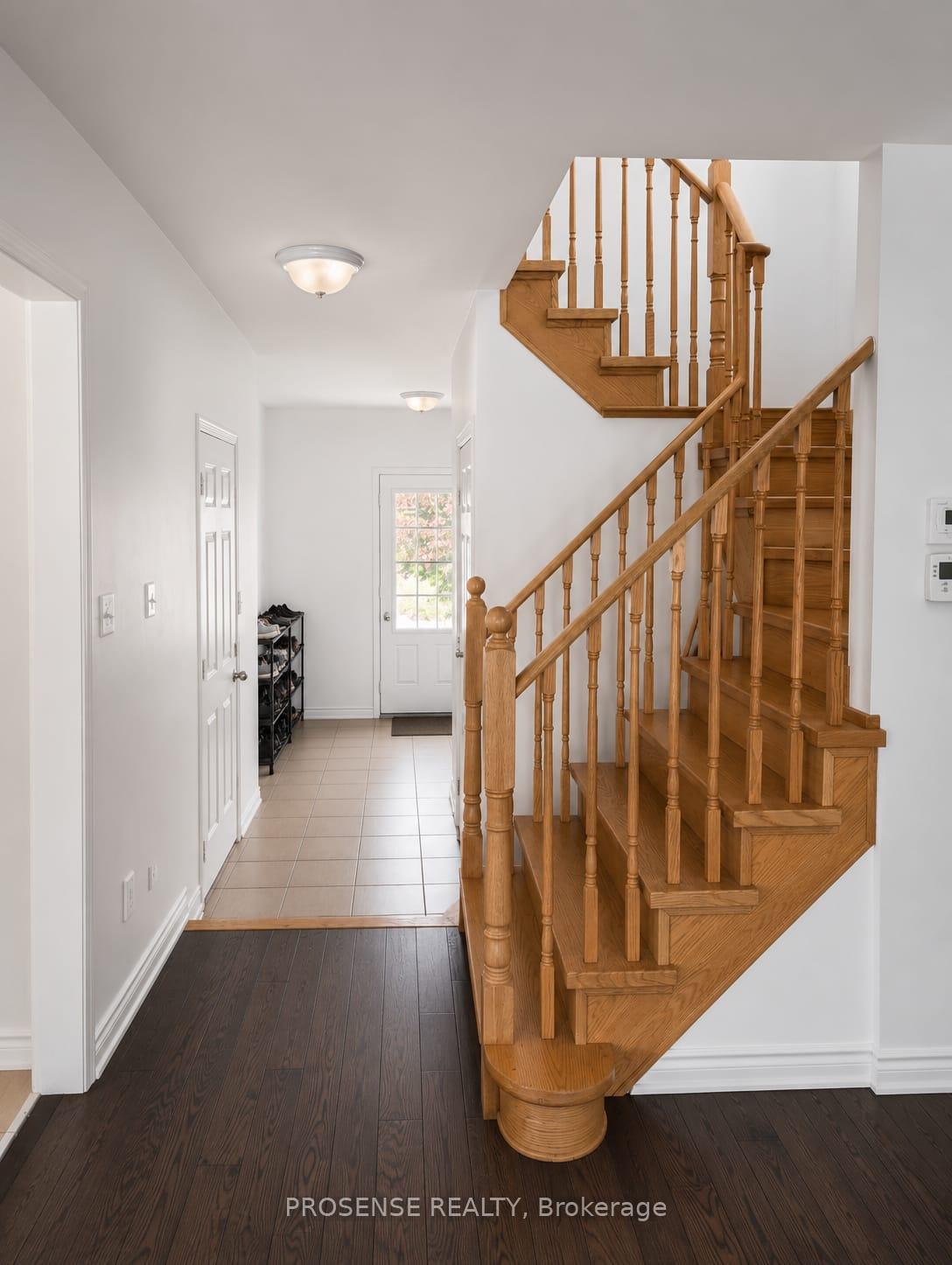 Photo 7 of 155 Nearna Drive, Oshawa, Windfields — HOMEH
