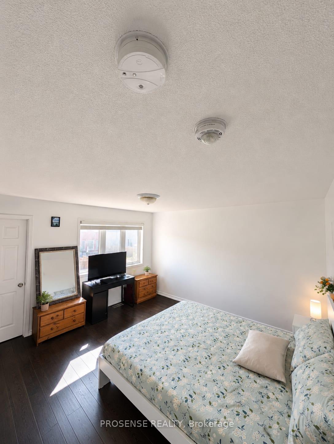 Photo 8 of 155 Nearna Drive, Oshawa, Windfields — HOMEH