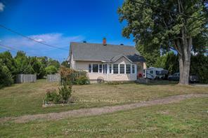 Photo 2 of 13039 Riverside Drive, South Dundas, South Dundas (Williamsburgh) Twp — HOMEH