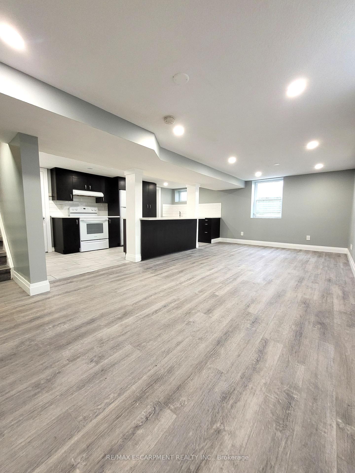 Photo 3 of Unit Lower, 76 Glenview Avenue, Cambridge, Christopher-Champlain — HOMEH