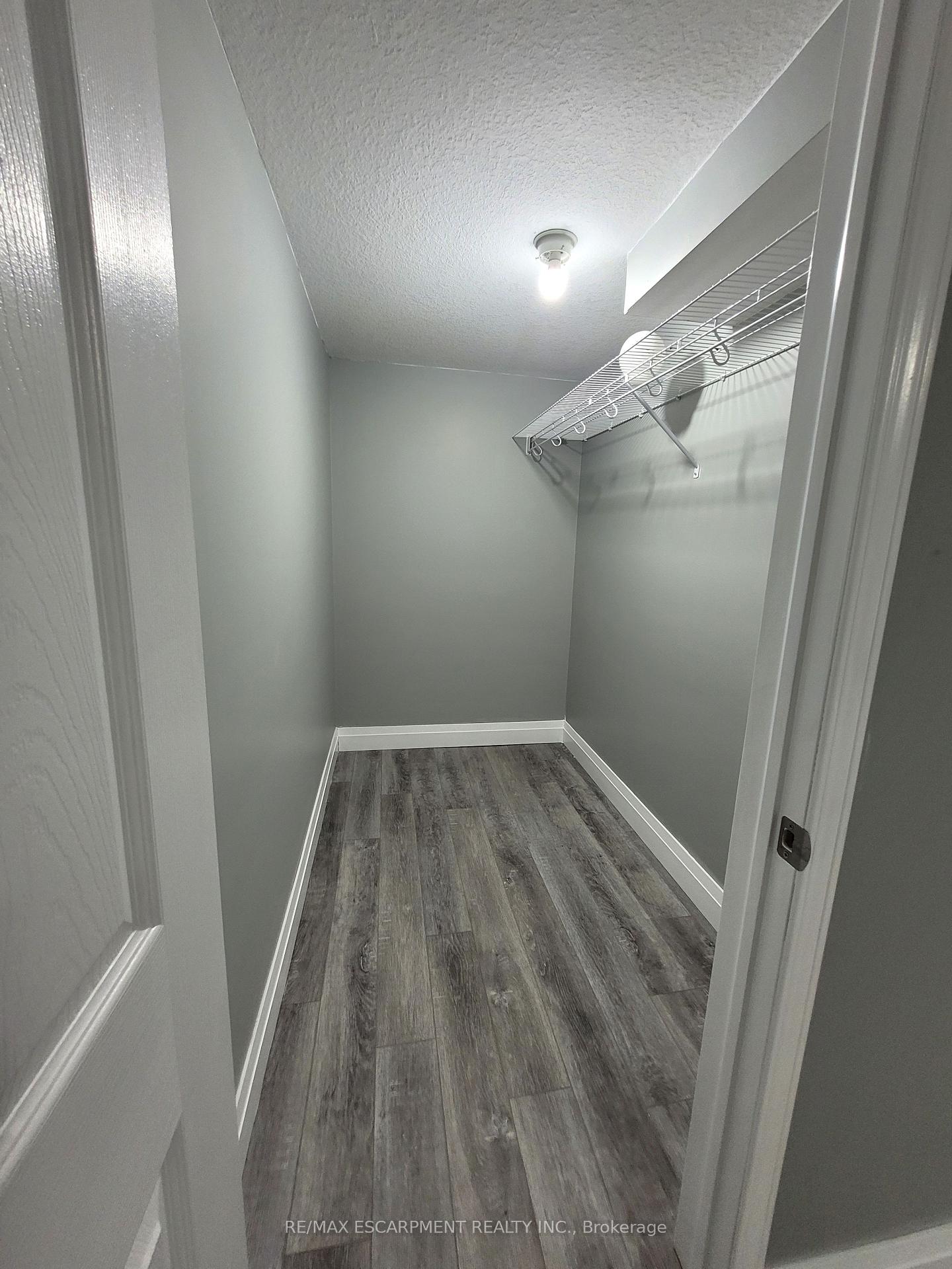 Photo 7 of Unit Lower, 76 Glenview Avenue, Cambridge, Christopher-Champlain — HOMEH