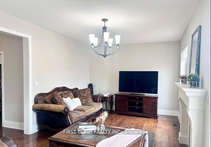 Photo 16 of Unit UPPER FLOOR, 9 Wiley Avenue, Richmond Hill, Westbrook — HOMEH