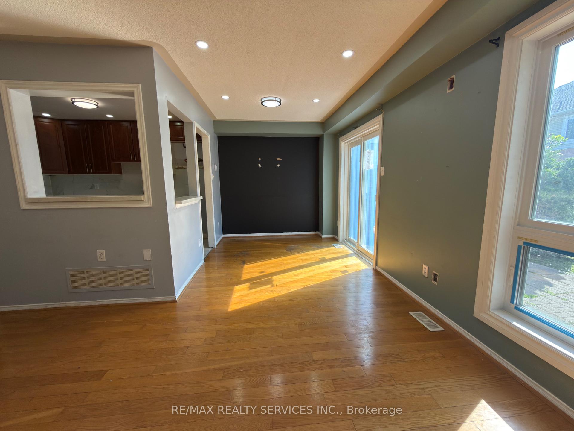 Photo 13 of 13 Wickstead Court, Brampton, Sandringham-Wellington — HOMEH