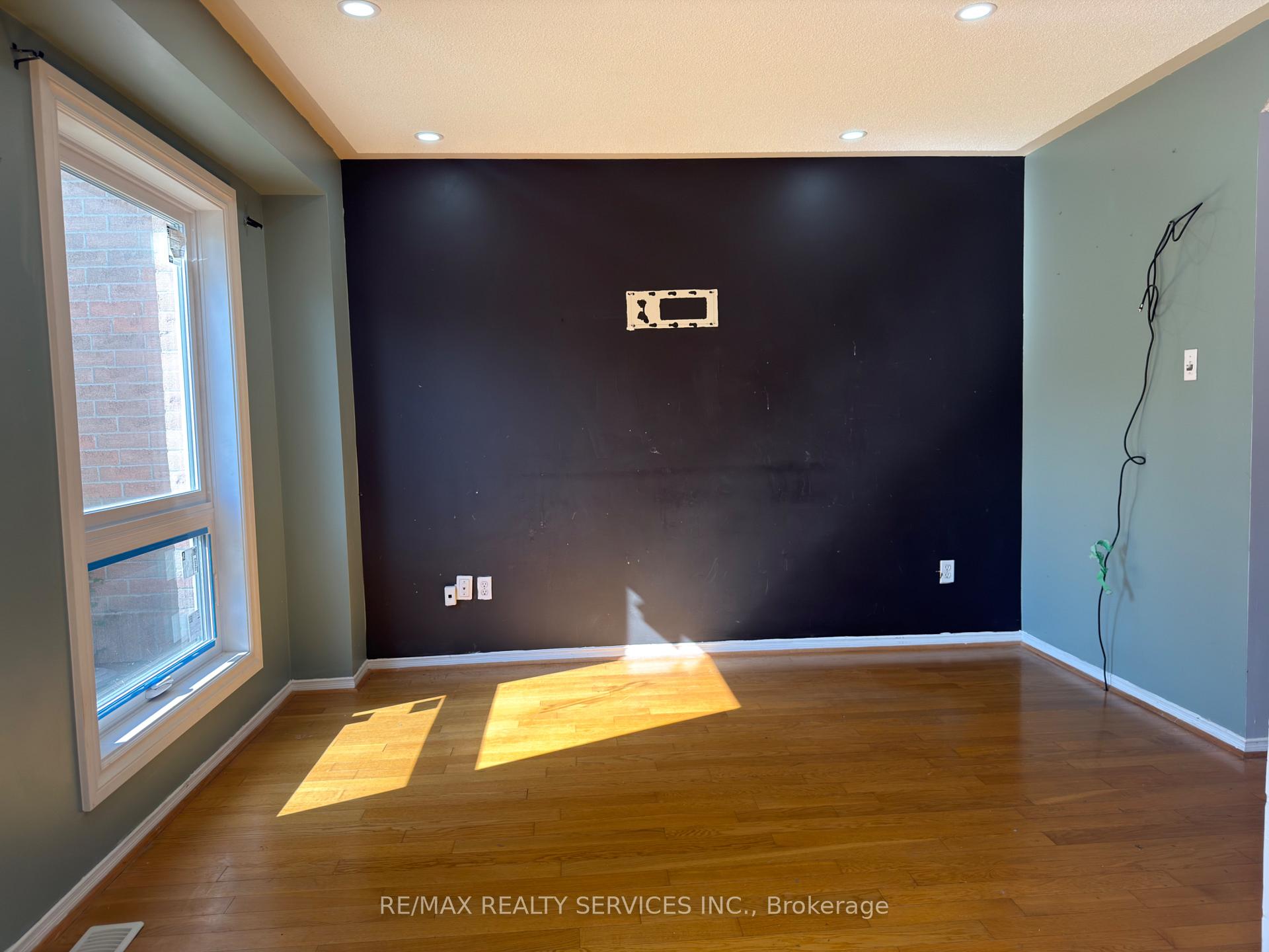 Photo 15 of 13 Wickstead Court, Brampton, Sandringham-Wellington — HOMEH