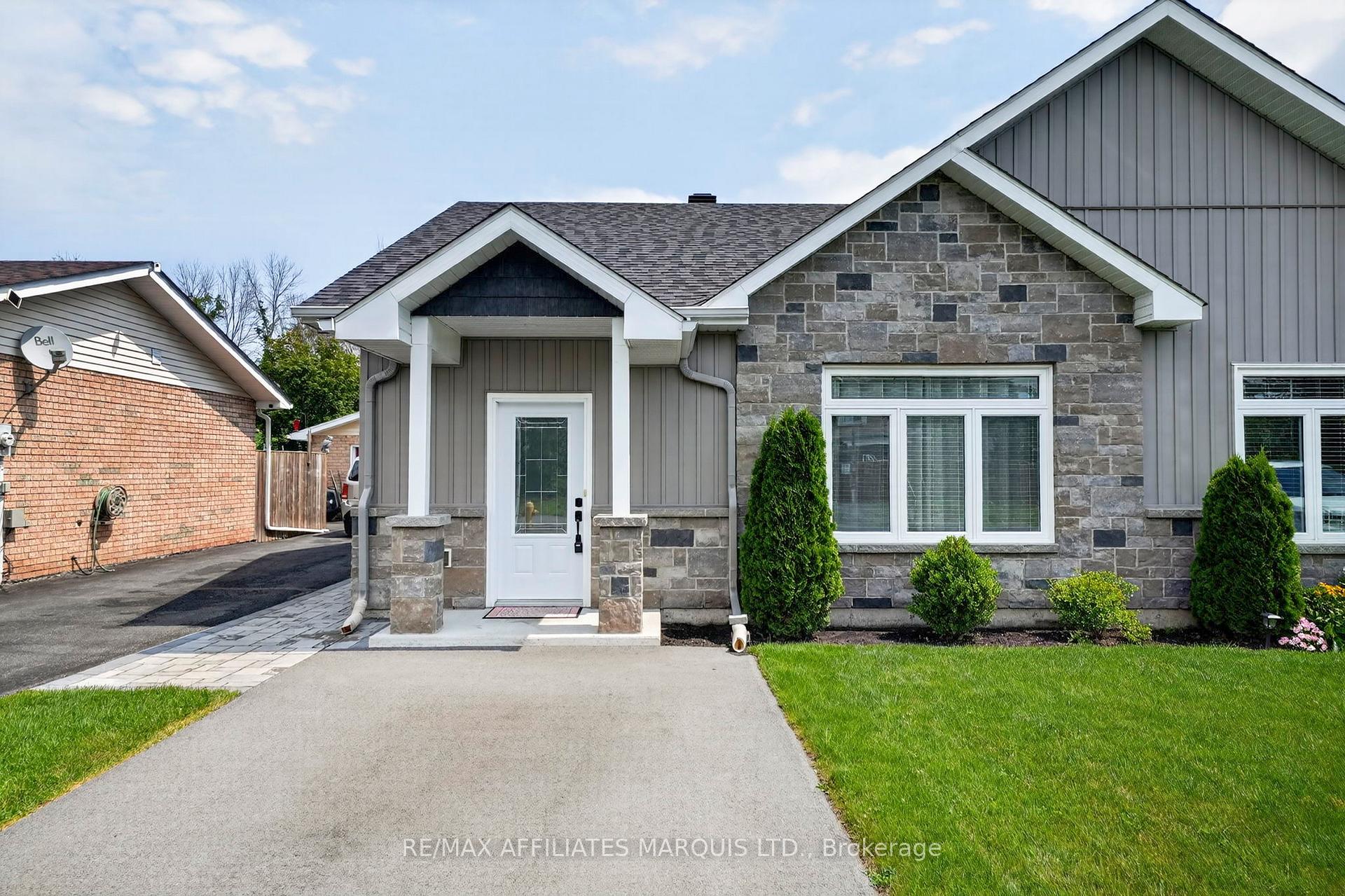 Front of 5401 Woodlands Road