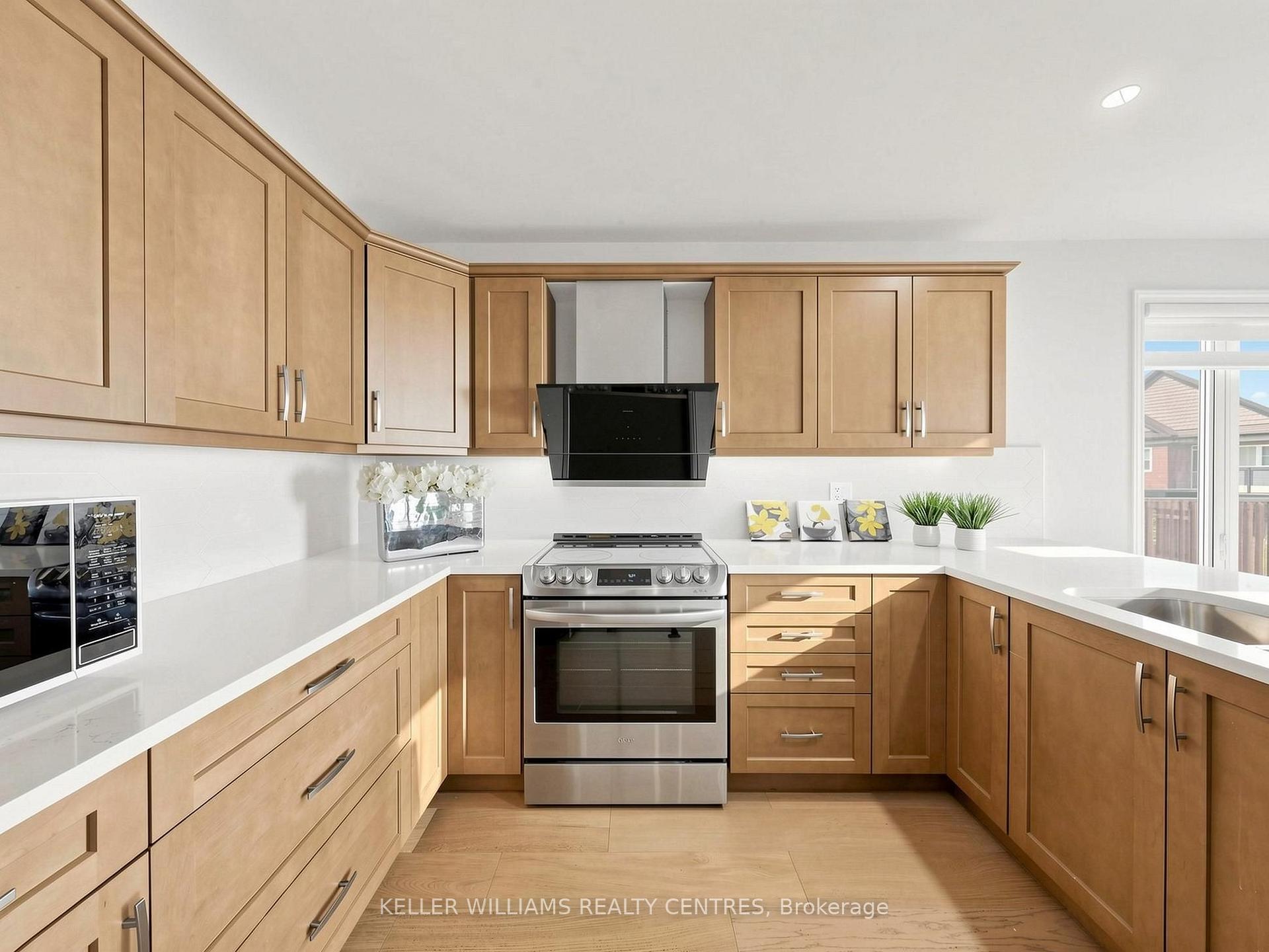 Photo 15 of 36 York Drive, Peterborough, Monaghan Ward 2 — HOMEH