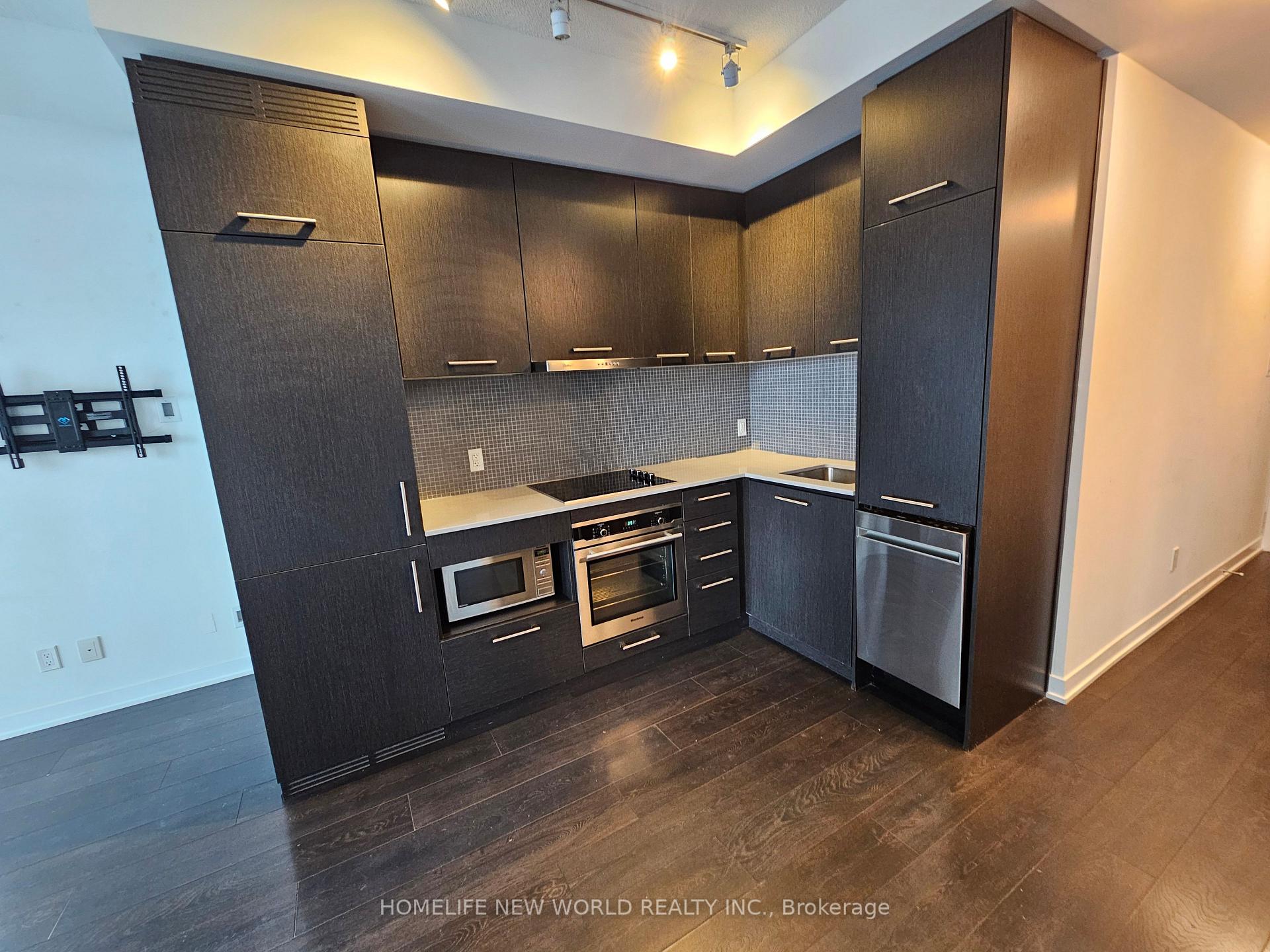 Photo 3 of Unit 4012, 87 Peter Street, Toronto, Waterfront Communities — HOMEH