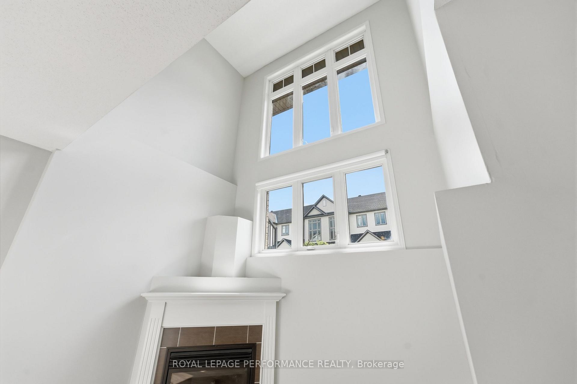 Photo 16 of 322 Galston Private, Ottawa, Mer Bleue/Bradley Estates/Anderson Park — HOMEH