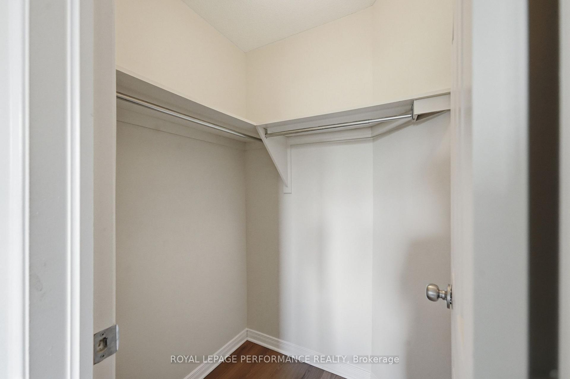 Photo 19 of 322 Galston Private, Ottawa, Mer Bleue/Bradley Estates/Anderson Park — HOMEH