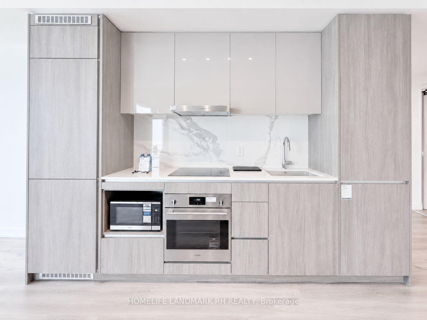 Photo 9 of Unit 4110, 28 Interchange Way, Vaughan, Vaughan Corporate Centre — HOMEH