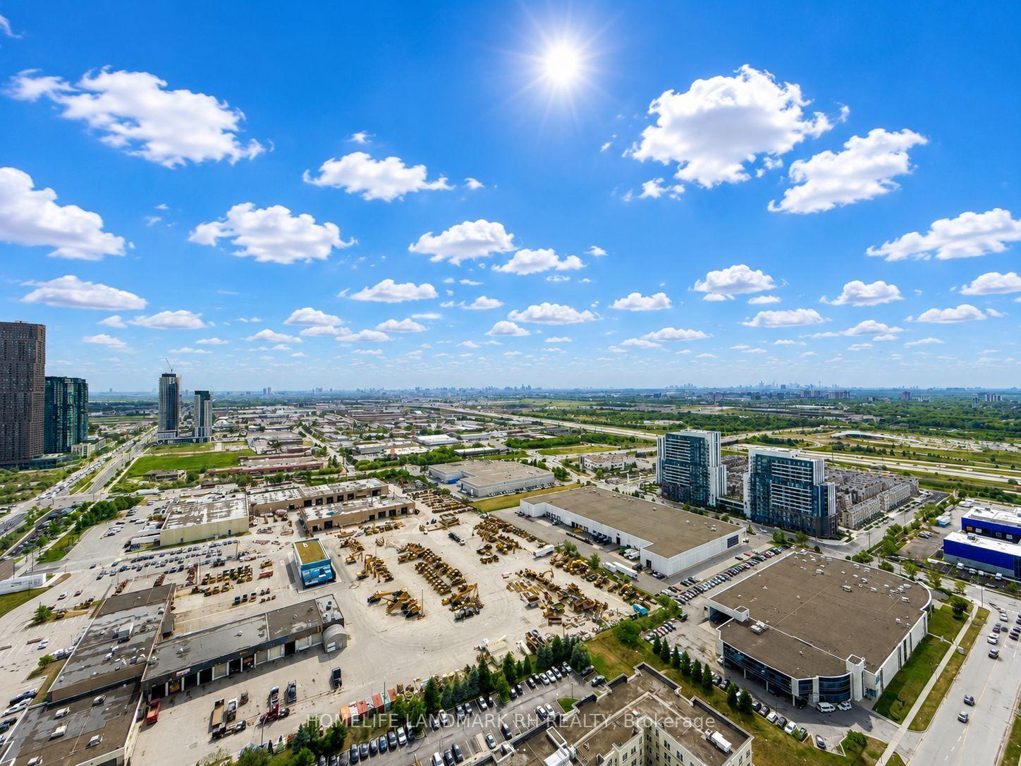 Photo 28 of Unit 4110, 28 Interchange Way, Vaughan, Vaughan Corporate Centre — HOMEH