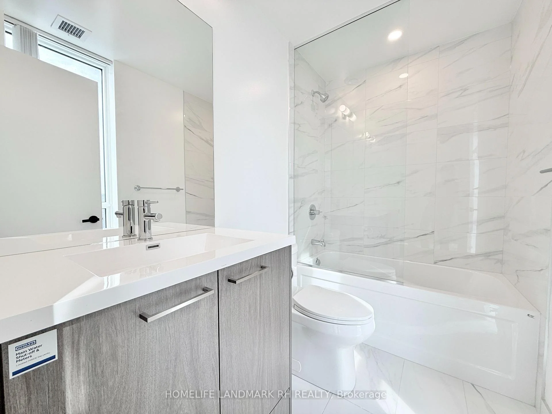 Photo 15 of Unit 4110, 28 Interchange Way, Vaughan, Vaughan Corporate Centre — HOMEH