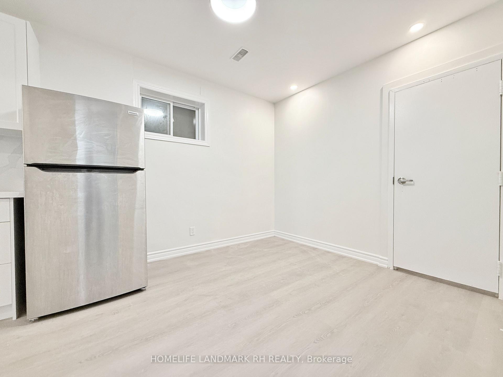 Photo 11 of Unit 201, 414 Dundas Street W, Toronto, Kensington-Chinatown — HOMEH