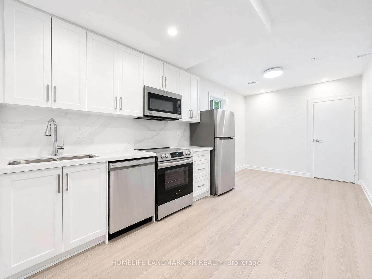 Photo 6 of Unit 201, 414 Dundas Street W, Toronto, Kensington-Chinatown — HOMEH