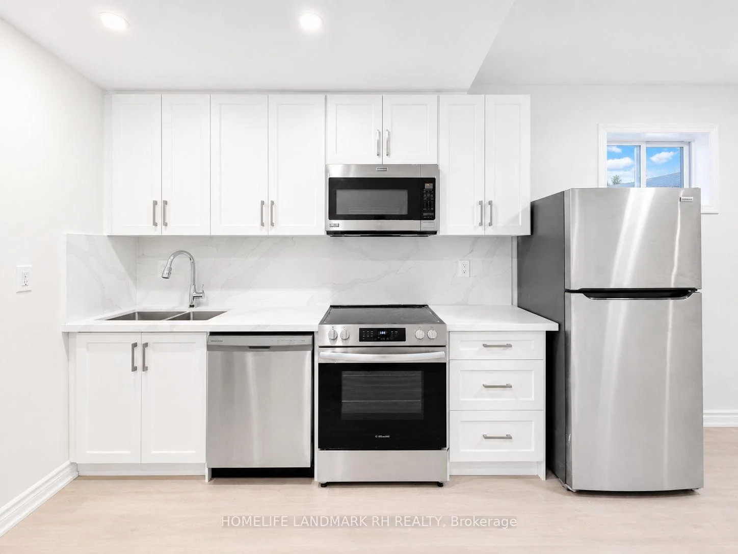 Photo 8 of Unit 201, 414 Dundas Street W, Toronto, Kensington-Chinatown — HOMEH