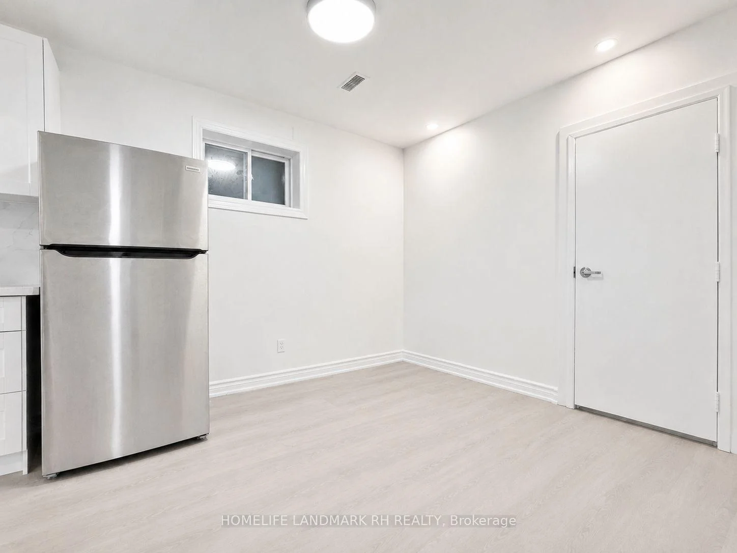 Photo 10 of Unit 201, 414 Dundas Street W, Toronto, Kensington-Chinatown — HOMEH