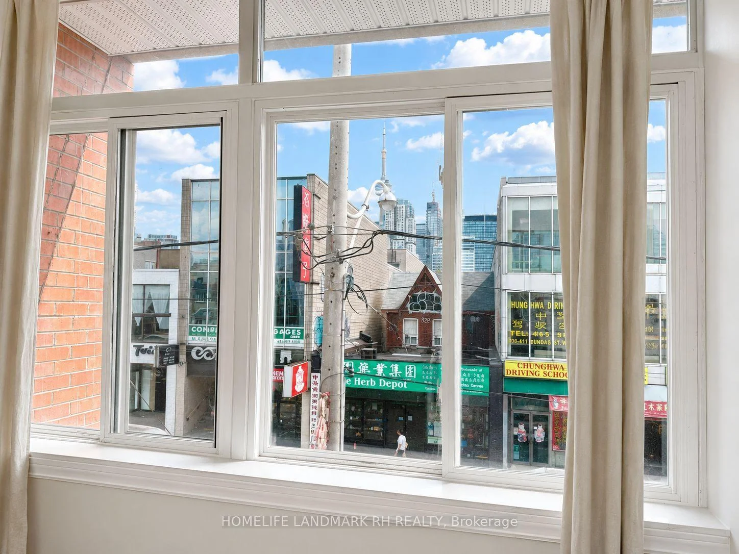 Photo 14 of Unit 201, 414 Dundas Street W, Toronto, Kensington-Chinatown — HOMEH