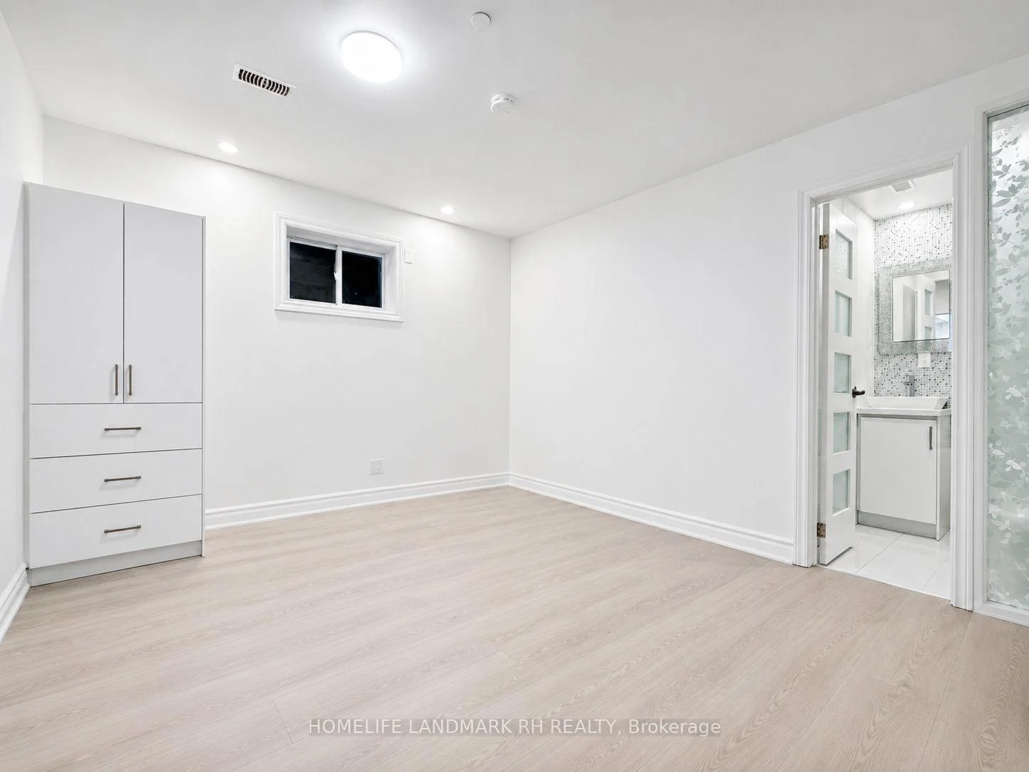 Photo 24 of Unit 201, 414 Dundas Street W, Toronto, Kensington-Chinatown — HOMEH