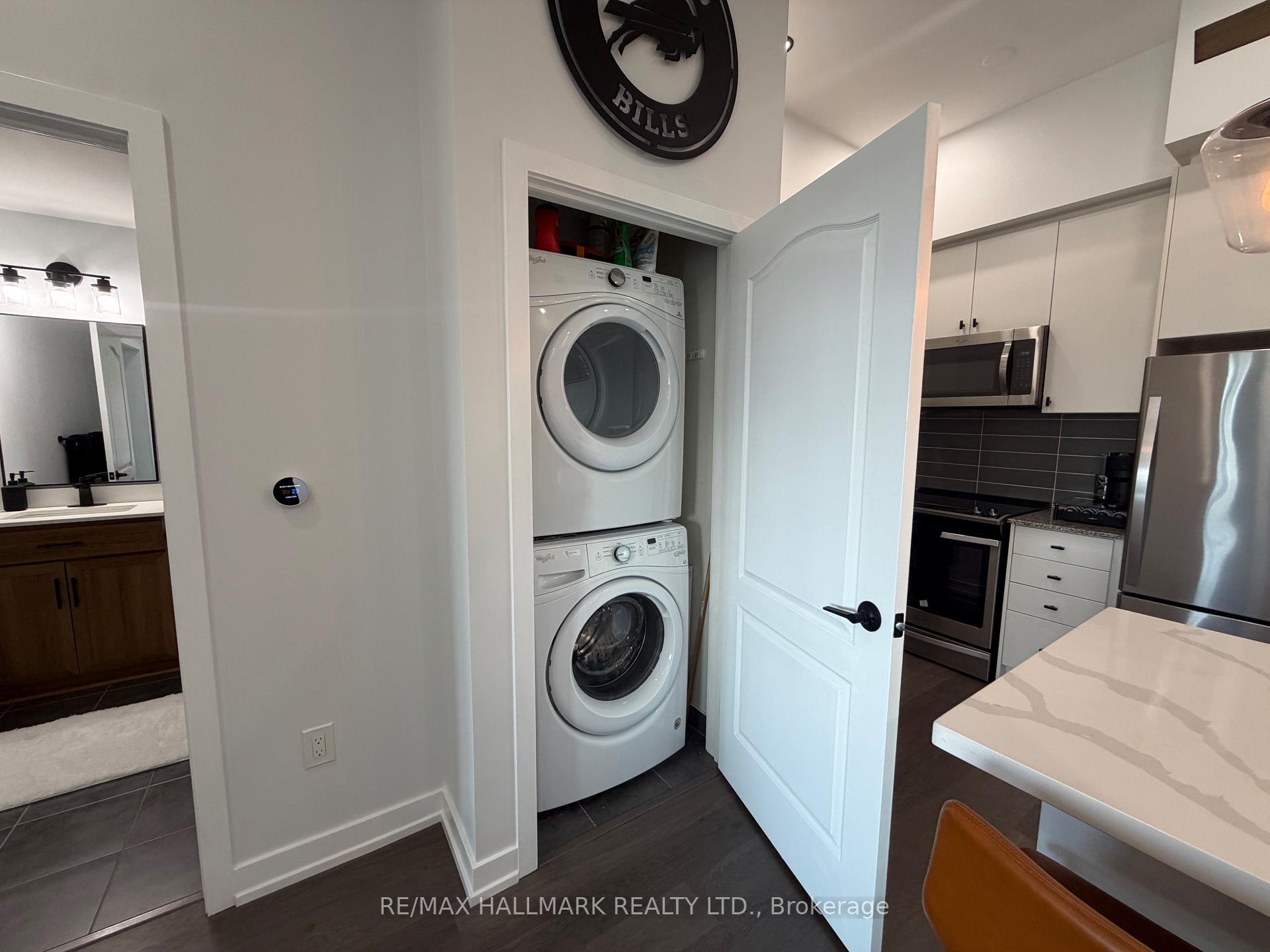 Photo 7 of Unit 404, 555 William Graham Drive, Aurora, Rural Aurora — HOMEH