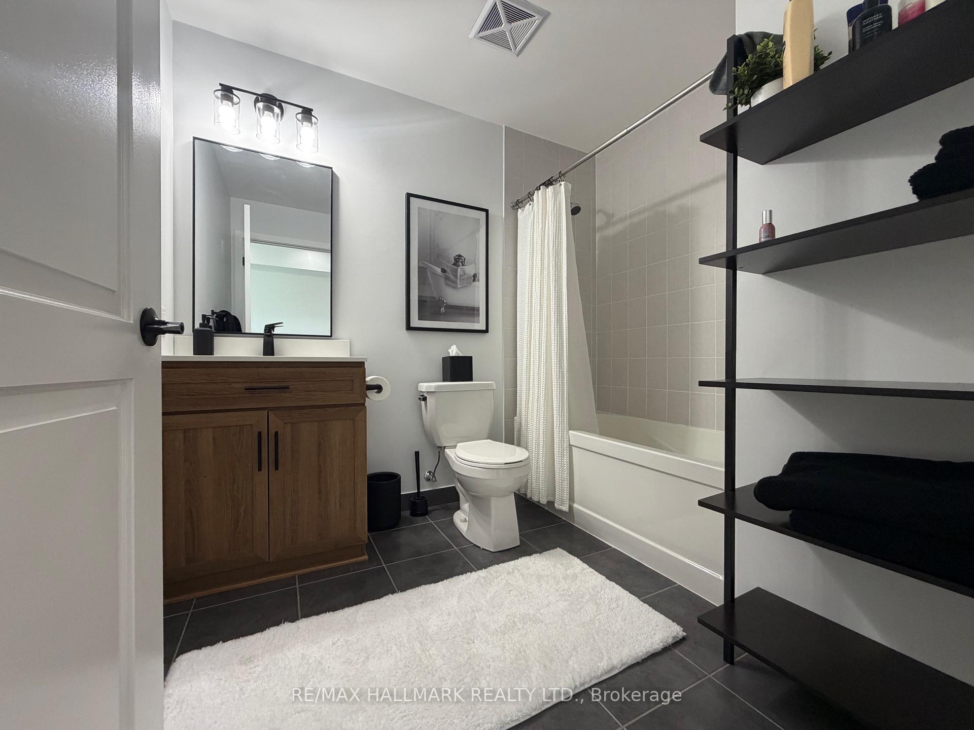 Photo 8 of Unit 404, 555 William Graham Drive, Aurora, Rural Aurora — HOMEH