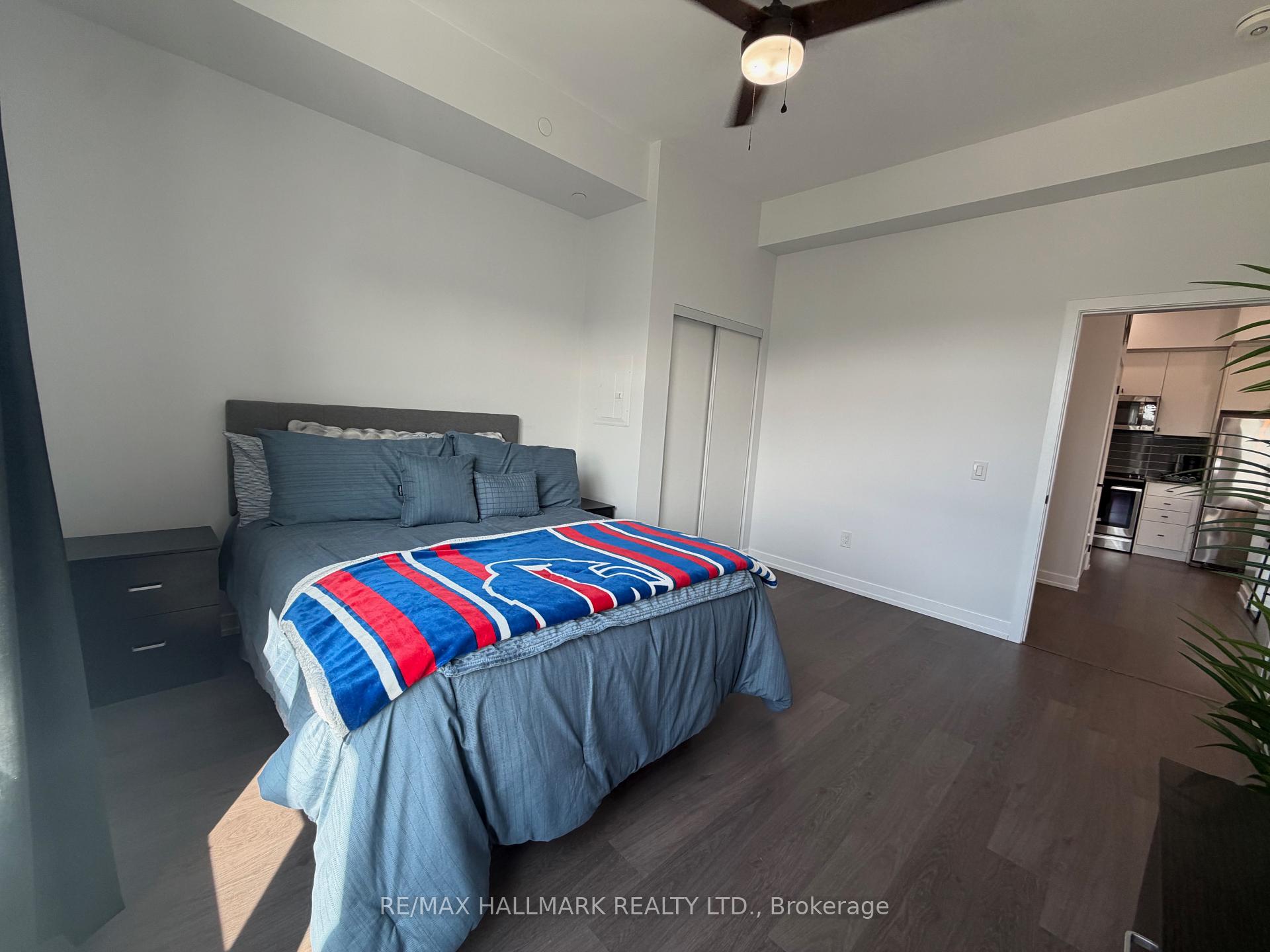 Photo 10 of Unit 404, 555 William Graham Drive, Aurora, Rural Aurora — HOMEH