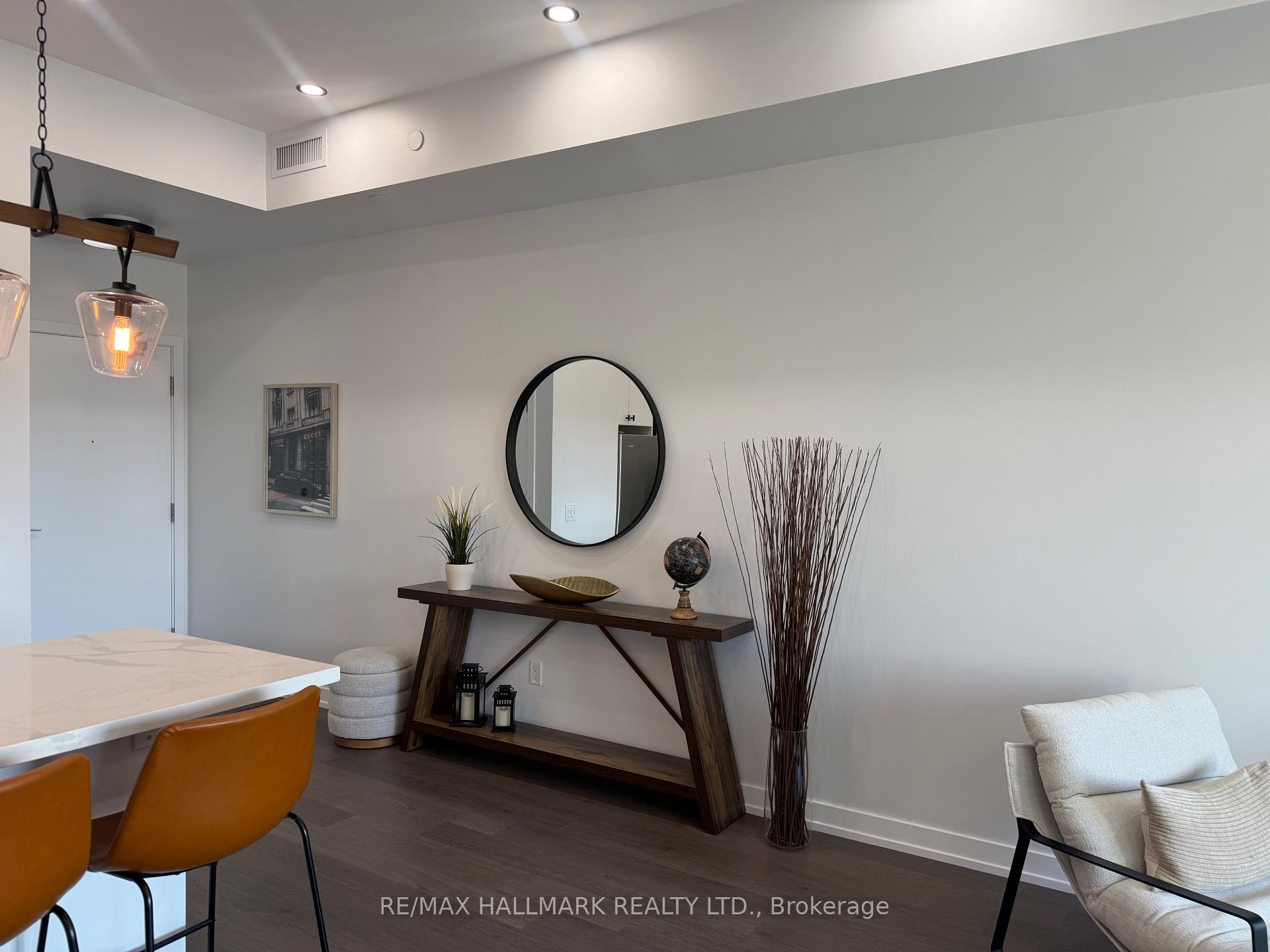 Photo 16 of Unit 404, 555 William Graham Drive, Aurora, Rural Aurora — HOMEH