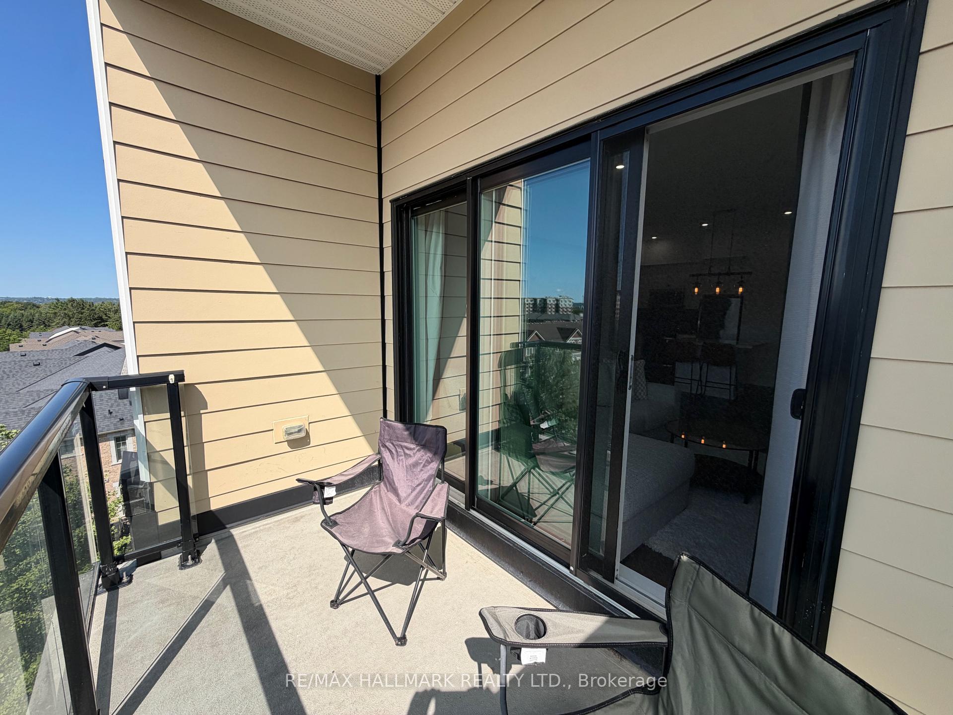 Photo 18 of Unit 404, 555 William Graham Drive, Aurora, Rural Aurora — HOMEH