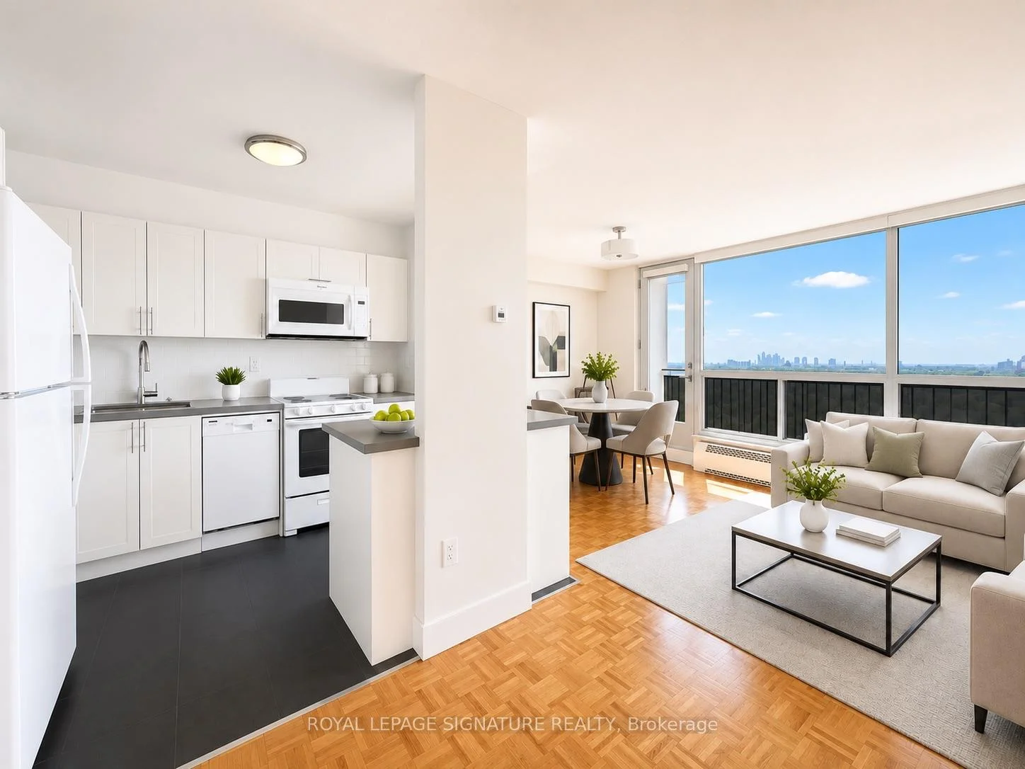 Photo 3 of Unit 504, 666 Spadina Avenue, Toronto, University — HOMEH